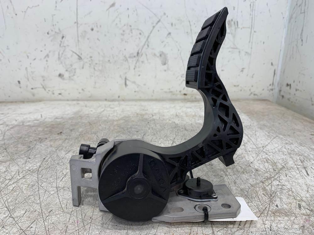 Volvo VNL Transporte - Otros