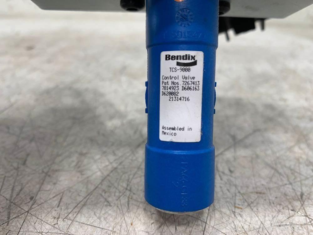 Volvo VNL Transporte - Otros