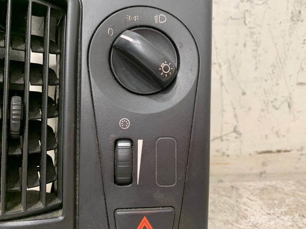 Volvo VNL Electrónicos