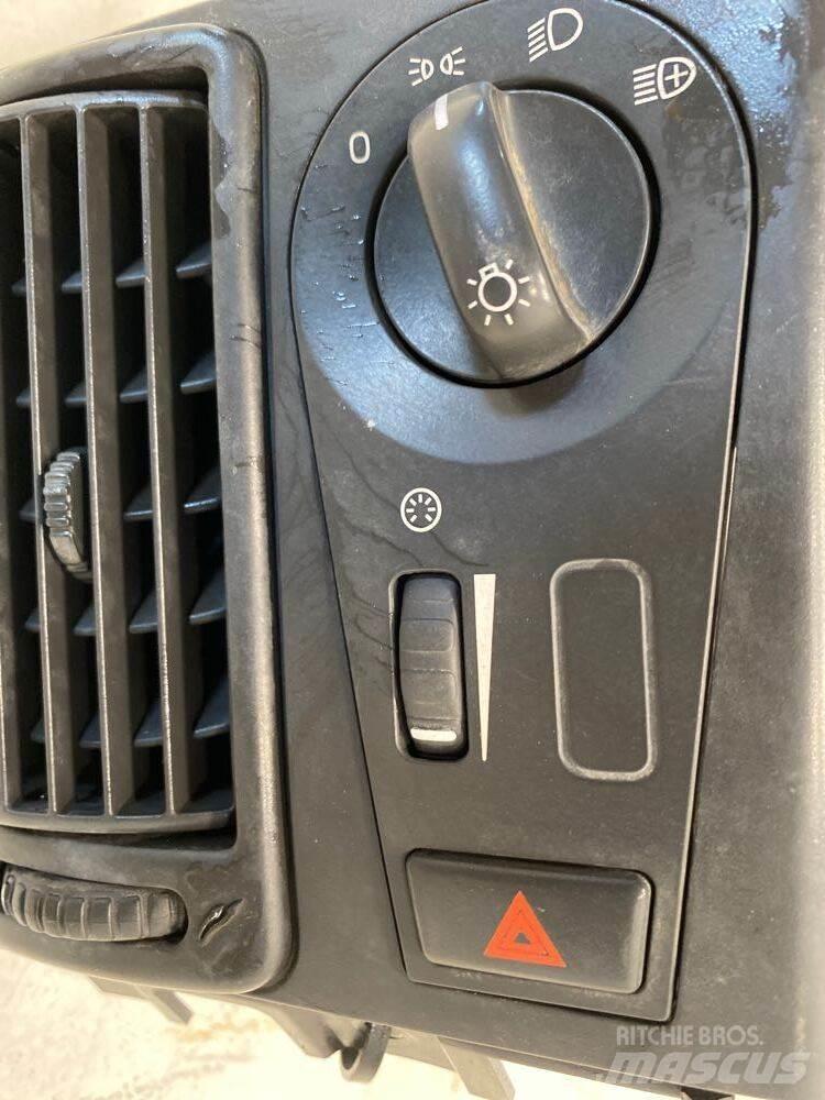 Volvo VNL Electrónicos