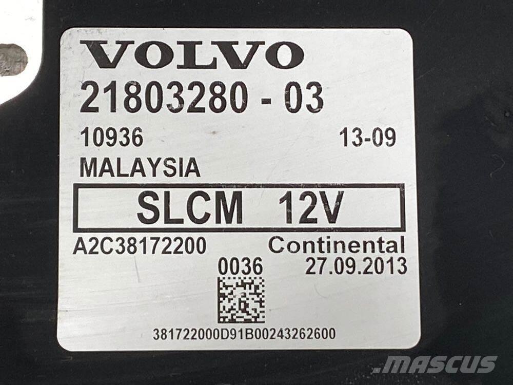 Volvo VNL Cabinas e interior