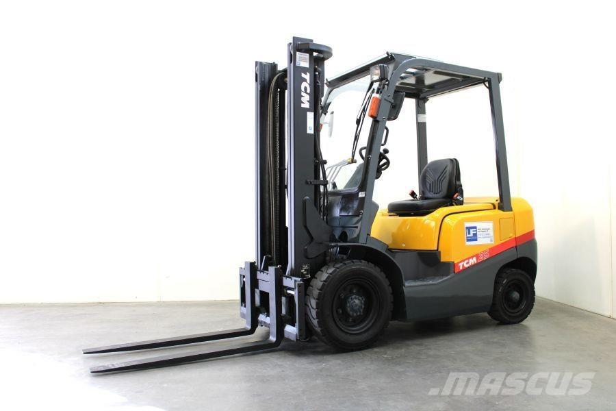 TCM FD 25 T 3 Carretillas diesel