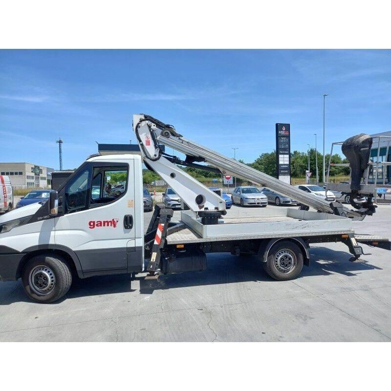 Iveco  Plataformas sobre camión