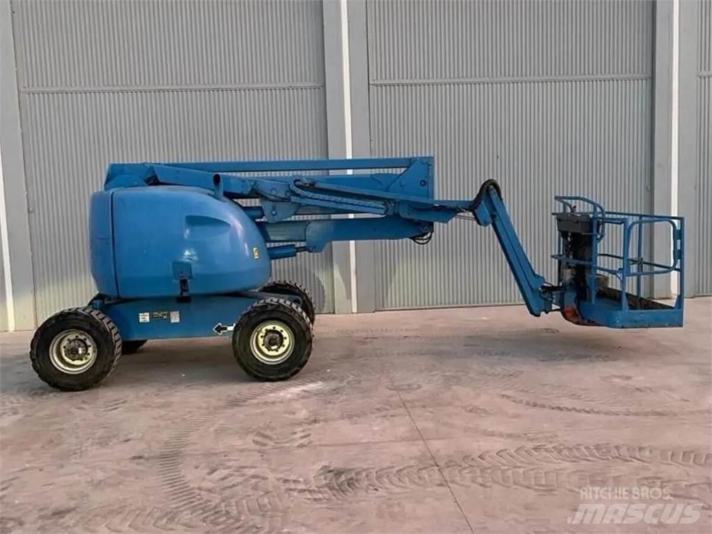 JLG 450AJ Plataforma de trabajo articulada