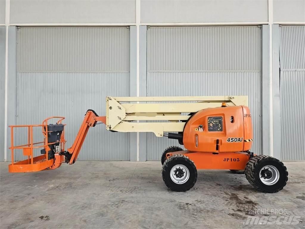 JLG 450AJ Plataforma de trabajo articulada