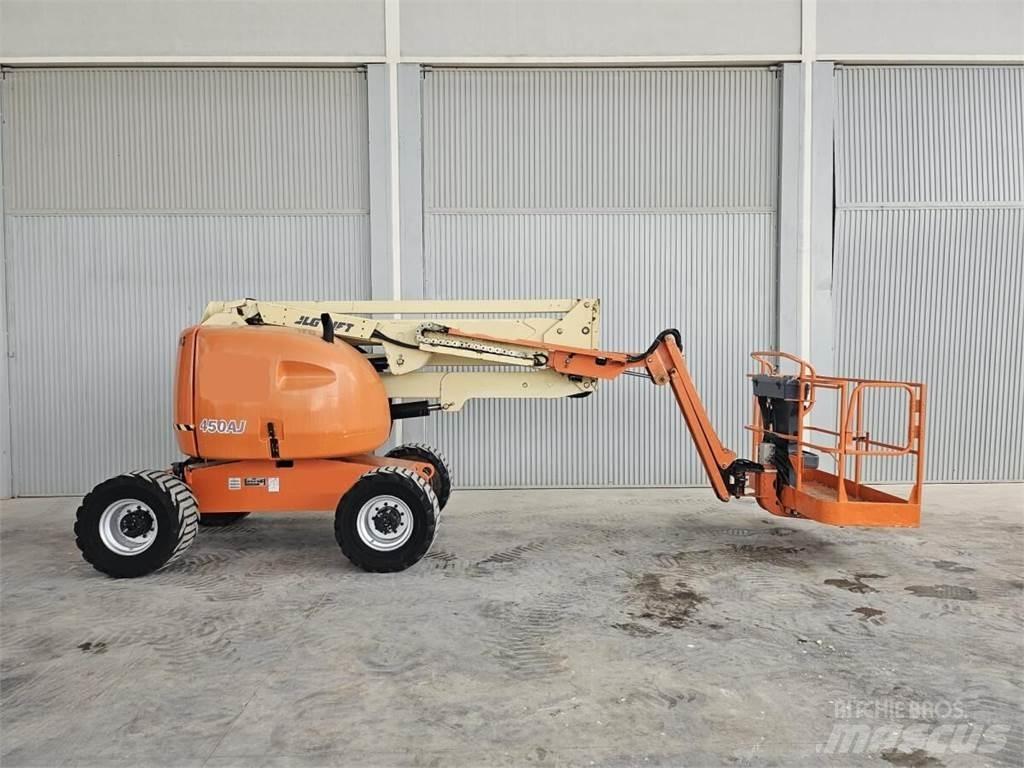 JLG 450AJ Plataforma de trabajo articulada