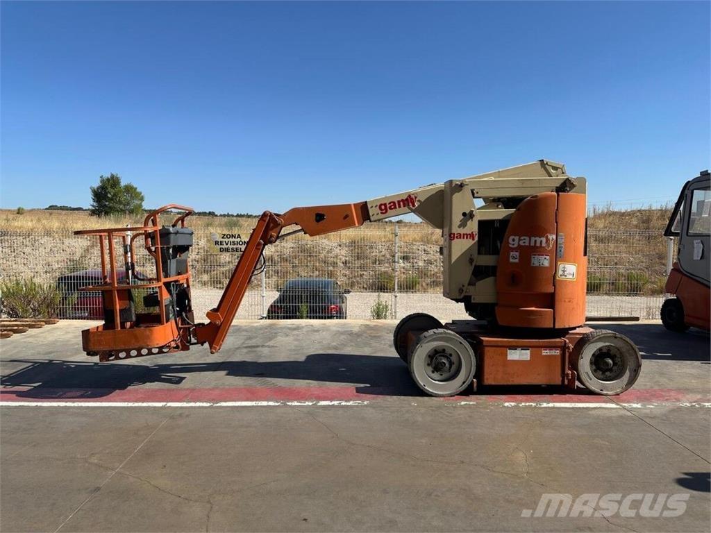 JLG E300AJP Plataforma de trabajo articulada