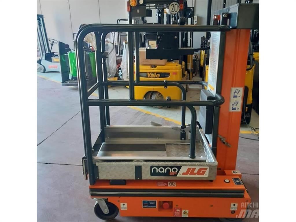 JLG NANO SP Ascensores de personal y montacargas de acceso