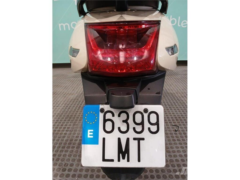  Urban D6 Todoterrenos