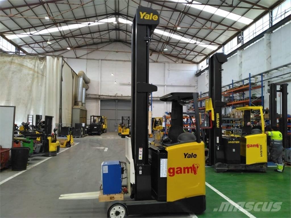Yale MR14 Carretillas retráctiles