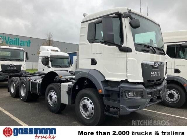 MAN 41.440 8x4 BB Camiones polibrazo