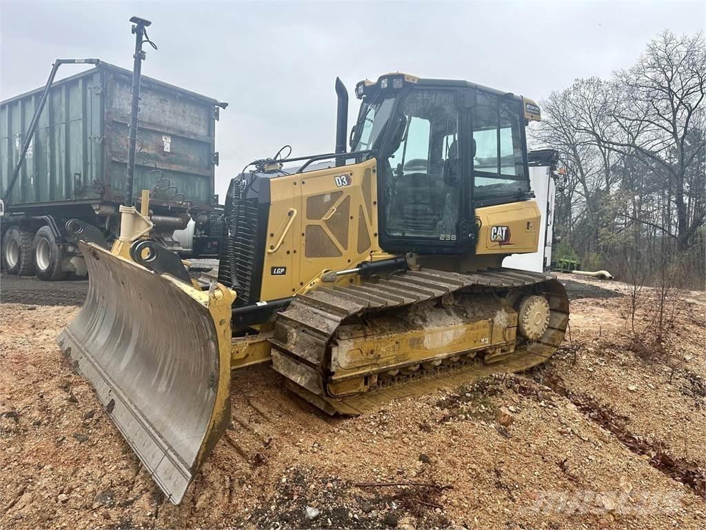 CAT D3 LGP Buldozer sobre oruga