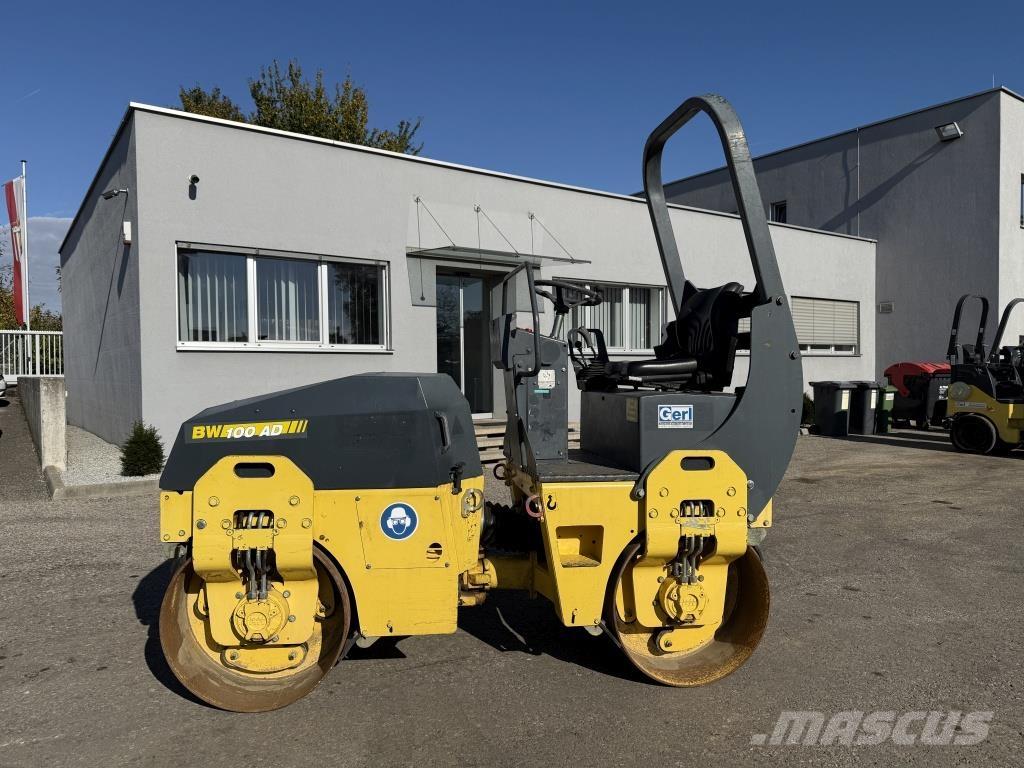 Bomag BW 100 AD-3 Rodillos de doble tambor