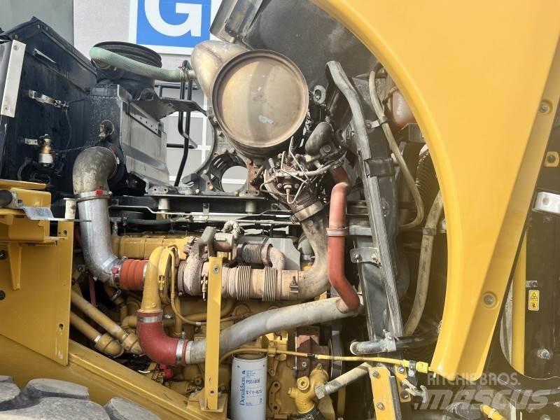CAT 966 K Cargadoras sobre ruedas