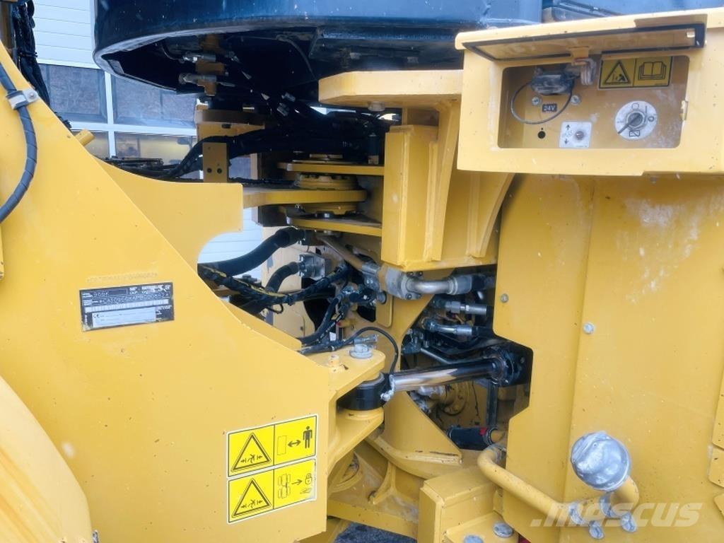 CAT 966K Cargadoras sobre ruedas