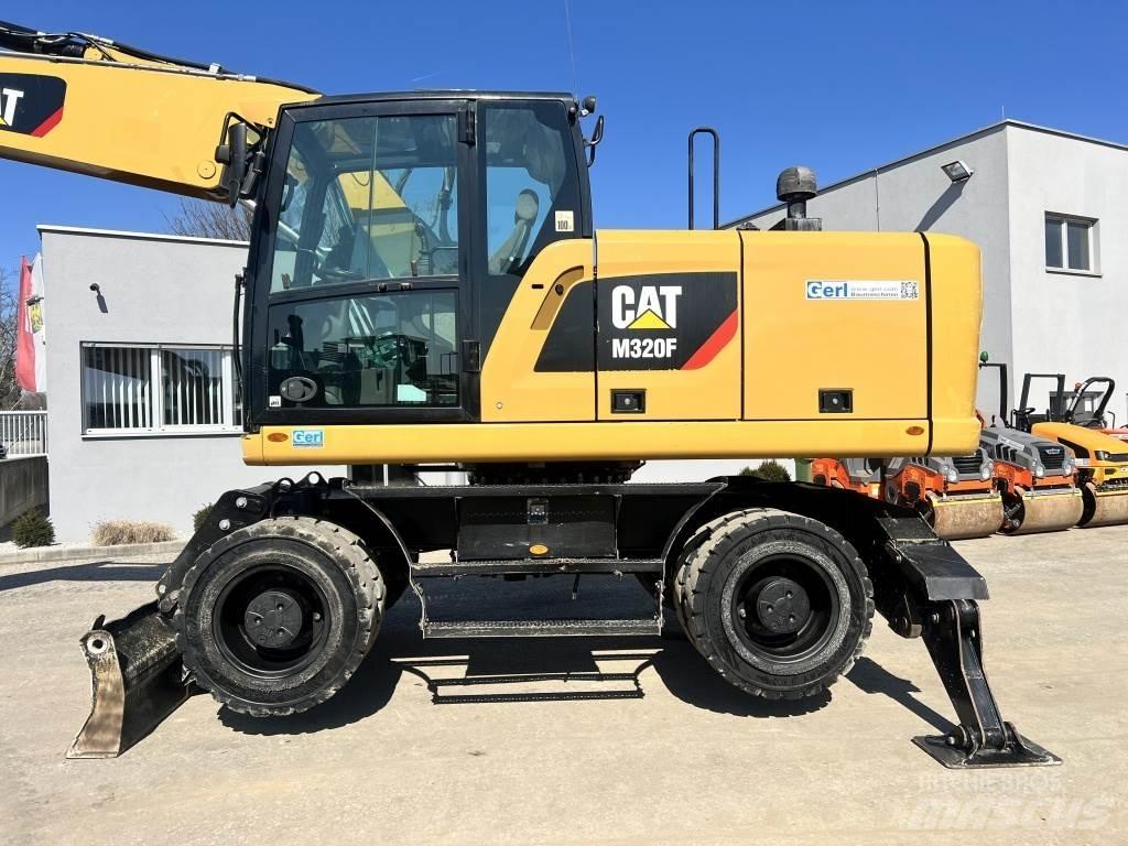 CAT M 320 F Excavadoras de ruedas