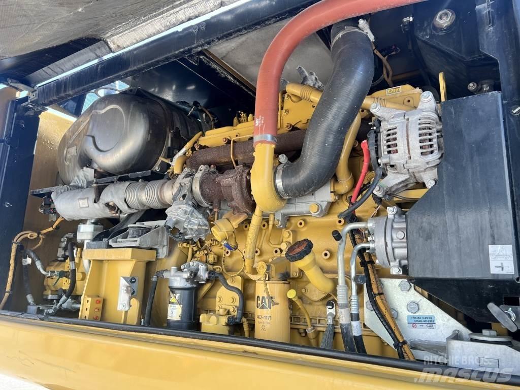 CAT M 320 F Excavadoras de ruedas