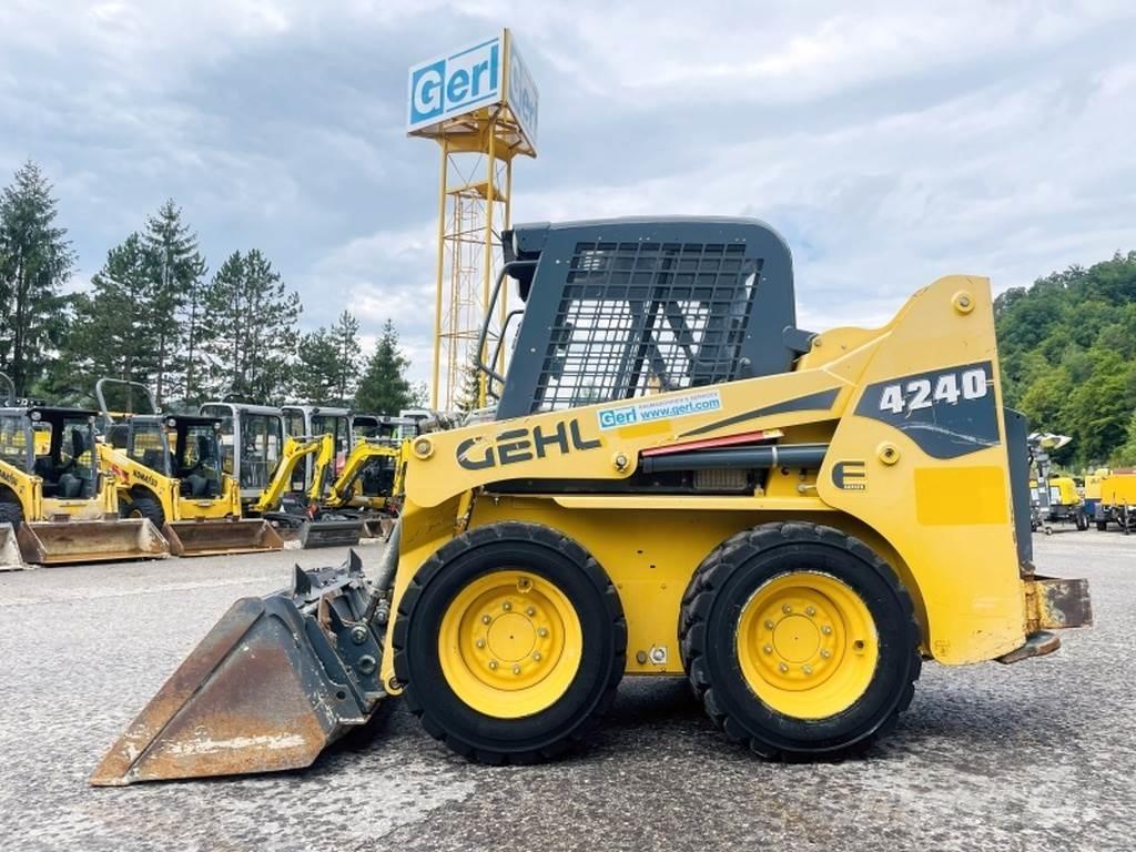 Gehl SL4240 Minicargadoras