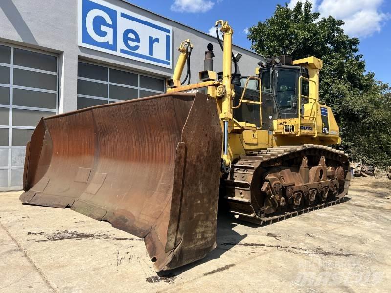 Komatsu D 375 A-5EO Buldozer sobre oruga