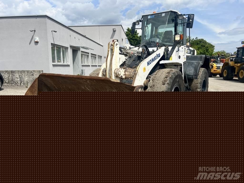 Komatsu WA 320-6 Cargadoras sobre ruedas