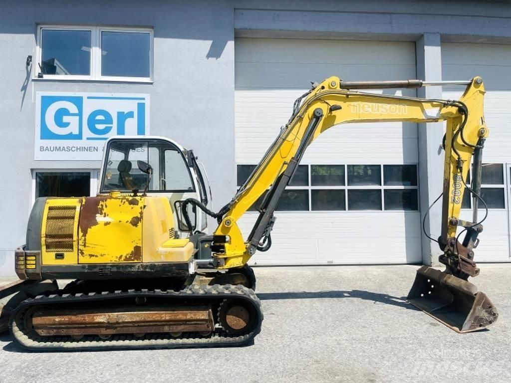 Neuson G8002 RDV Mini excavadoras < 7t