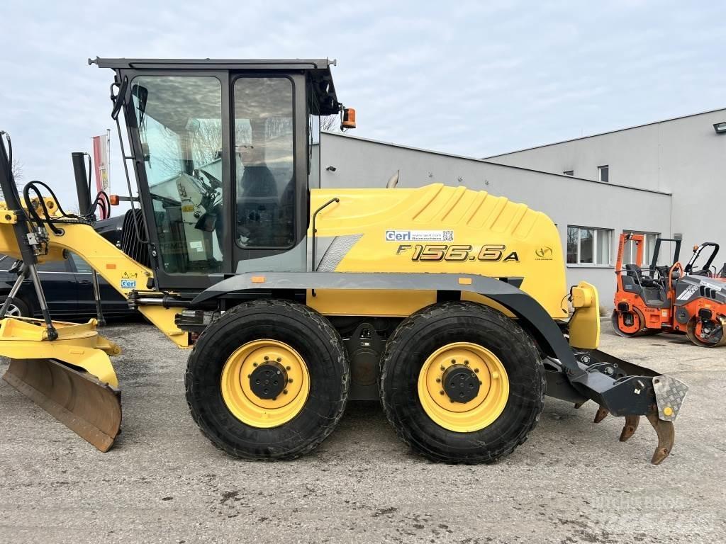 New Holland F 156.6 A Motoniveladoras