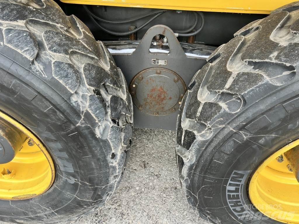 New Holland F 156.6 A Motoniveladoras