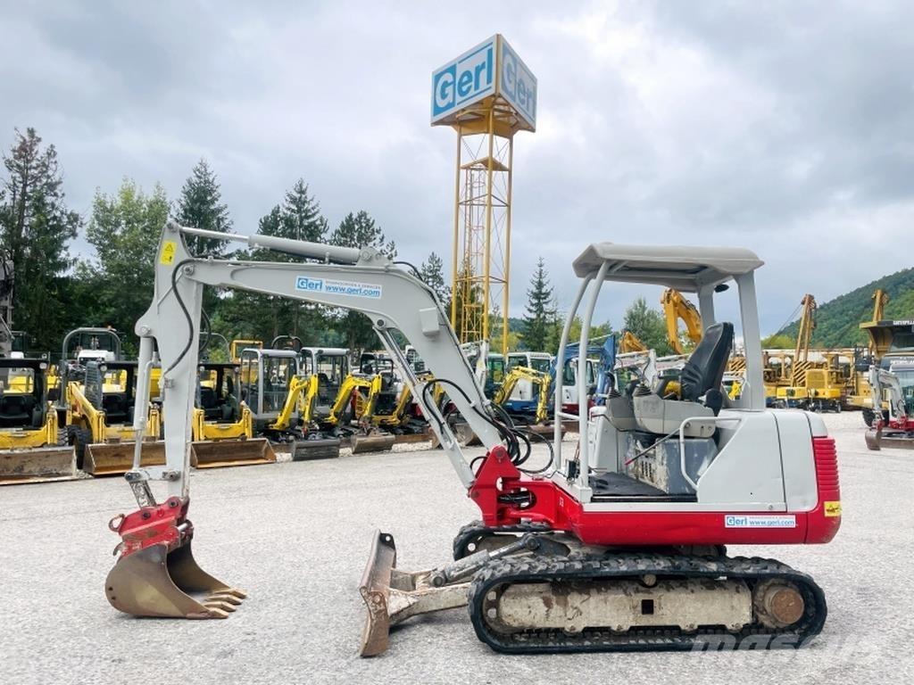 Takeuchi TB135 Mini excavadoras < 7t
