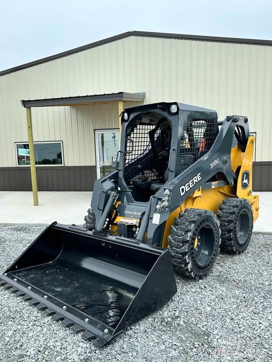 John Deere 318G Minicargadoras