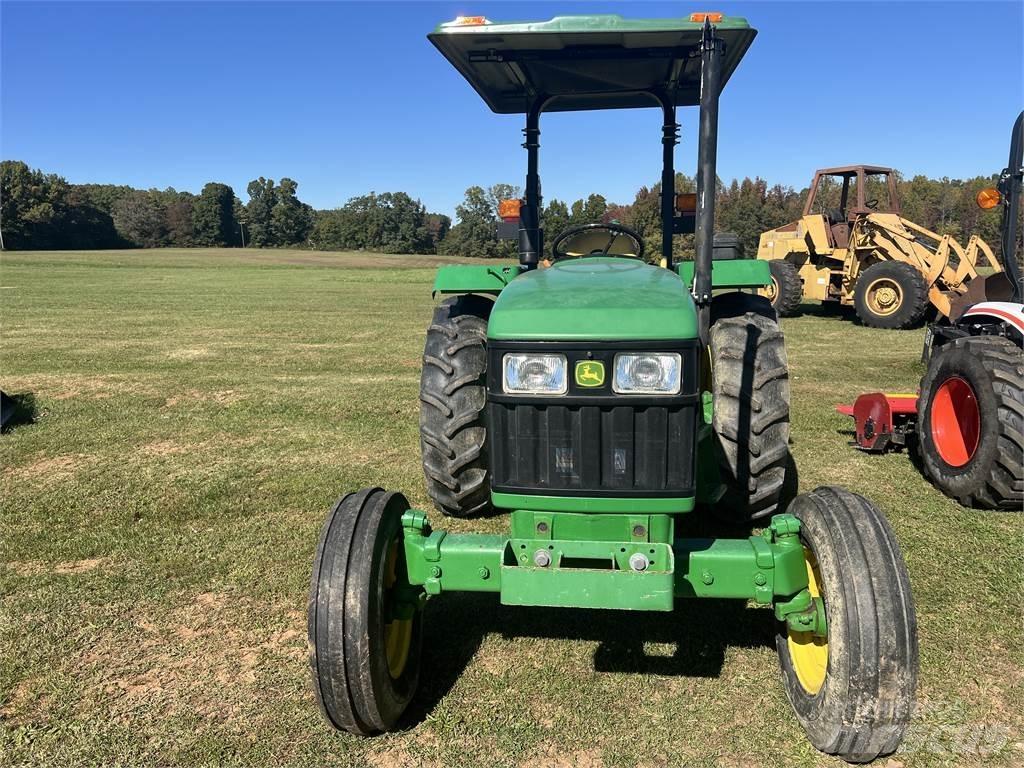 John Deere 5103 Tractores