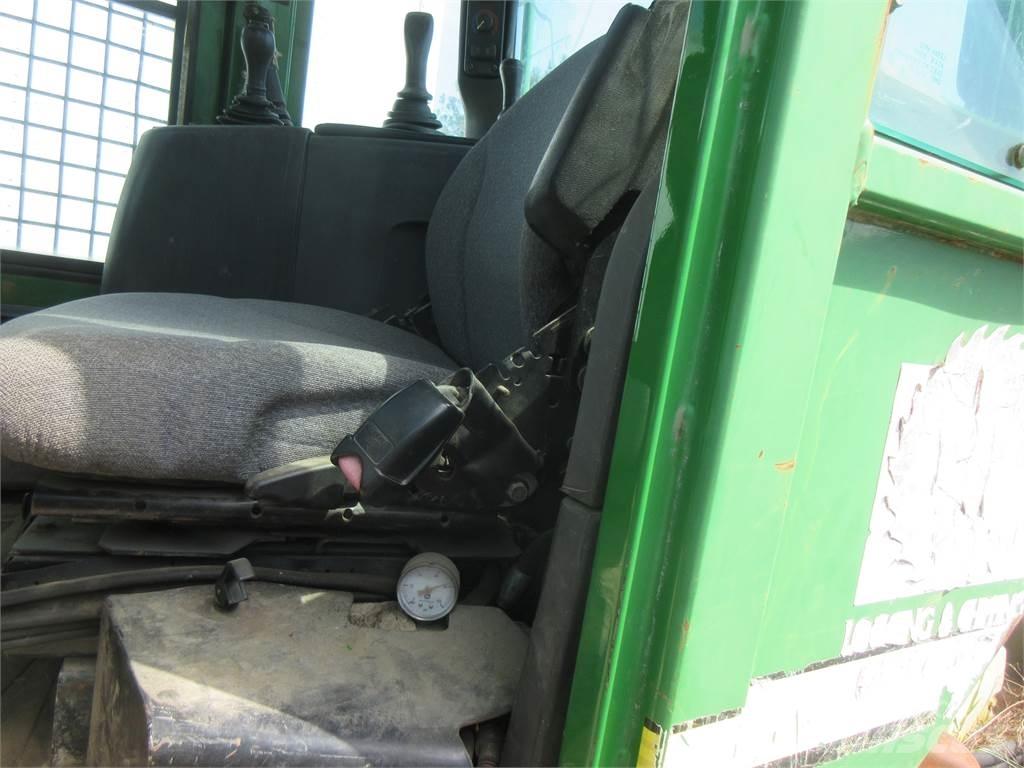 John Deere 748H Arrastrador de troncos