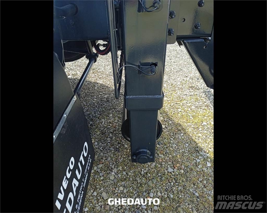 Iveco AS260S48Y/PS Camiones caja cerrada