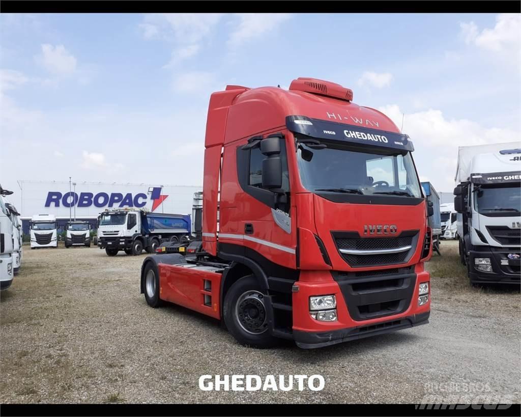 Iveco AS440S48T/P Camiones caja cerrada