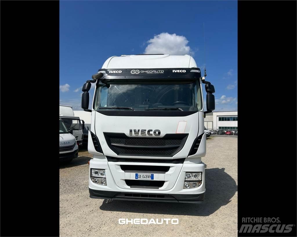 Iveco AS440S48T/P Camiones caja cerrada