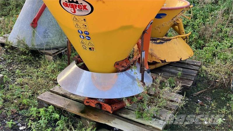 Agrex 300 Esparcidoras de arena y sal