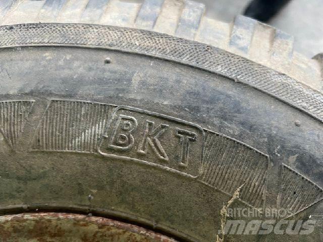 BKT 10.0/80-12 Agricultura - Otros