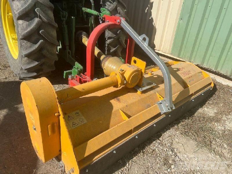  Chabas EK 200 Rastras para campos