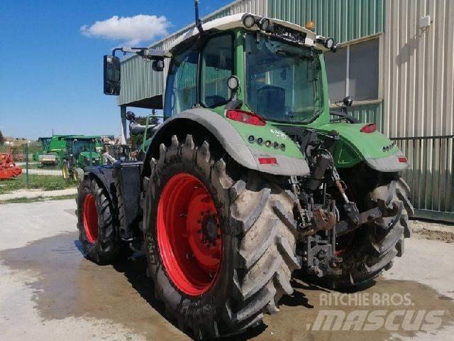 Fendt 718 VARIO Tractores