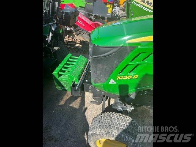 John Deere 1026R Jardinería - Otros