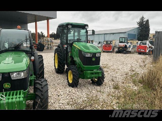 John Deere 5090GV Tractores