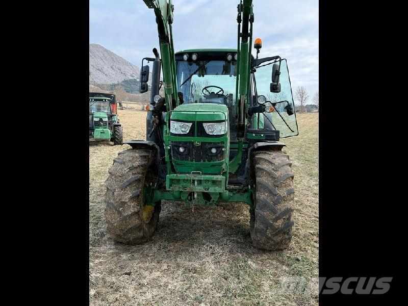 John Deere 6120M Tractores
