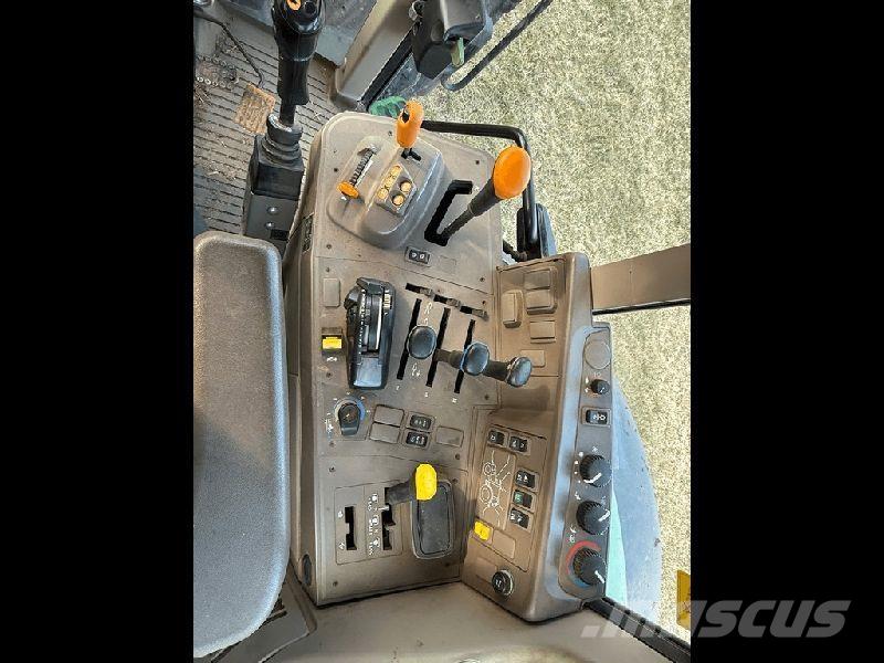 John Deere 6120M Tractores