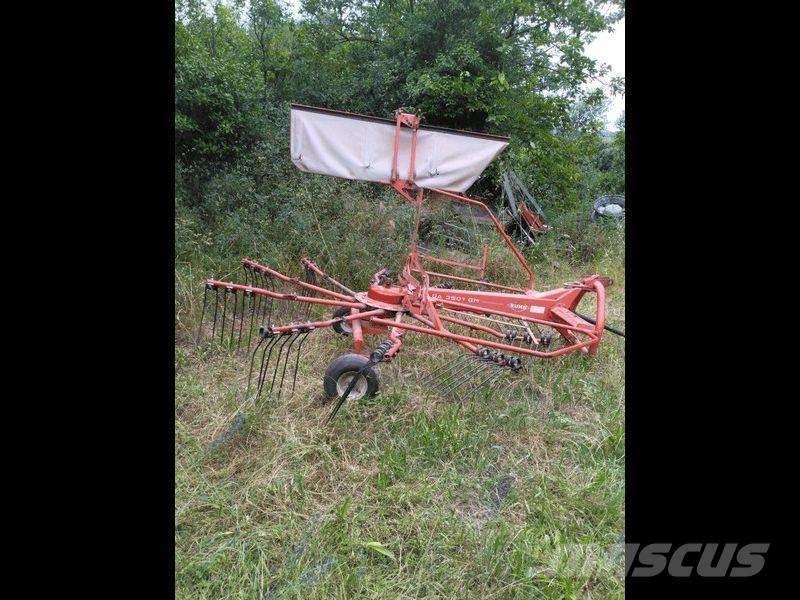 Kuhn GA 3501 GM Rastrillos y henificadores