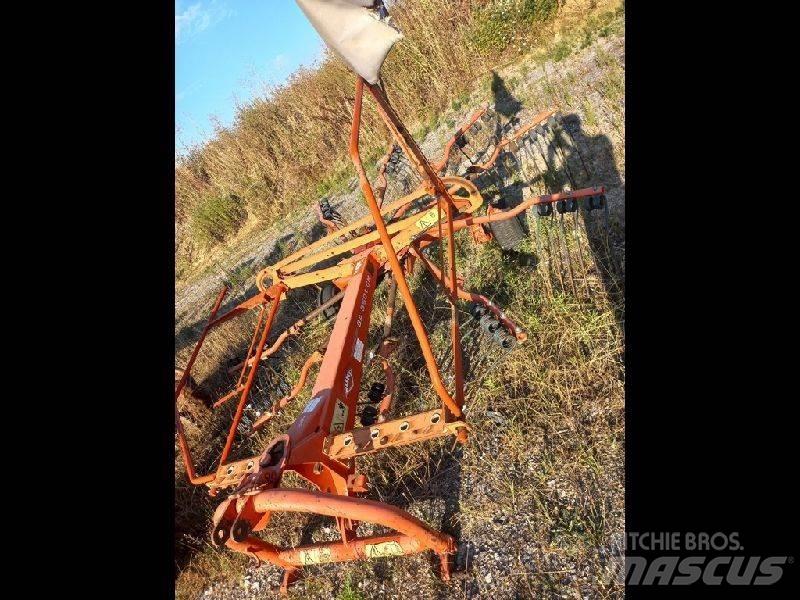Kuhn GA3501 GM Rastrillos y henificadores