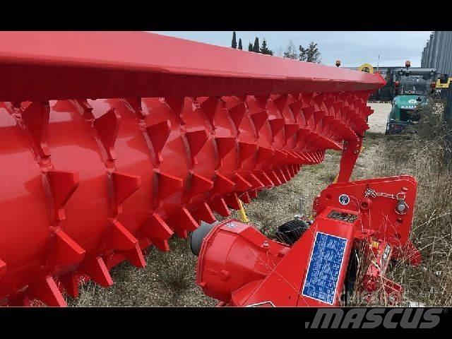 Kuhn HR 3004 Gradas