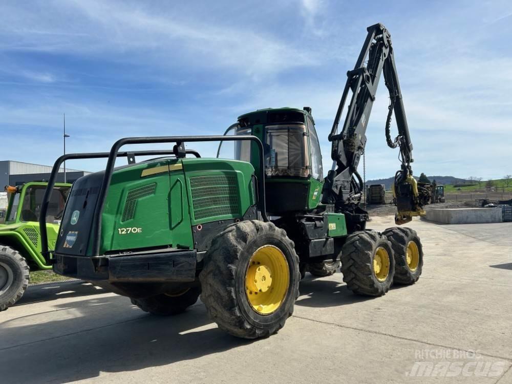 John Deere 1270E Talador apilador