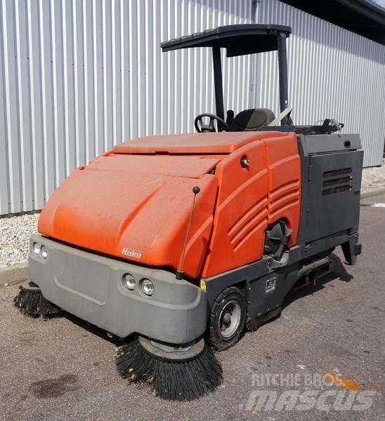 Hako 1800 LPG Barredora fregadora combinada