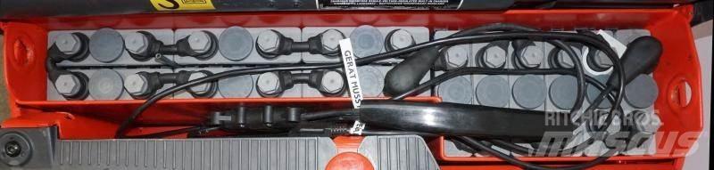 Linde L 10 379 Apiladores eléctricos autopropulsados