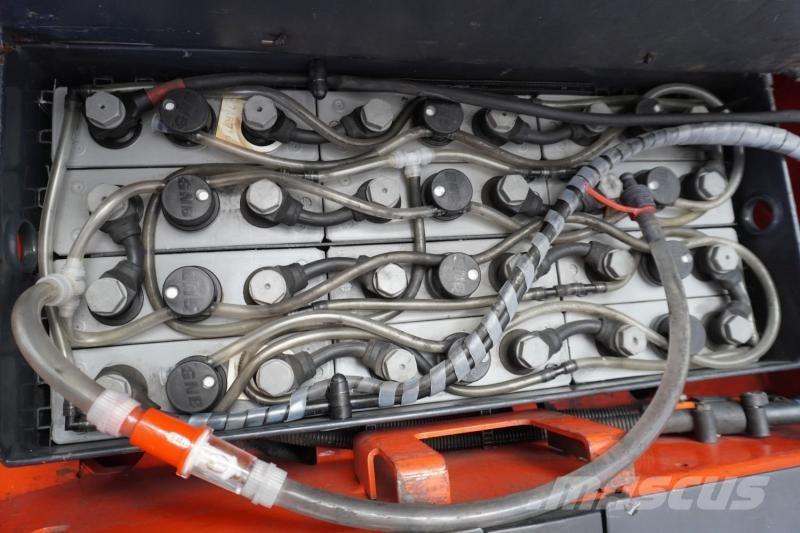 Linde L 14 372 Apiladores eléctricos autopropulsados