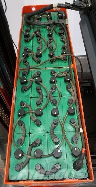 Linde R 14 115 Carretillas retráctiles